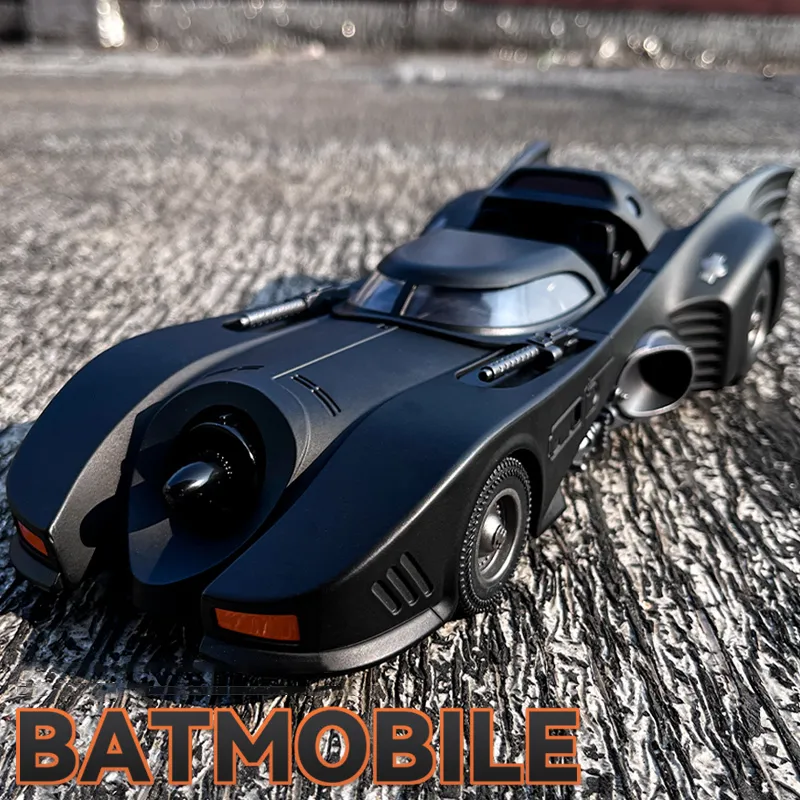 DHgate.com:1:24 Scale Batmobile Metal Toy Car with Sound and