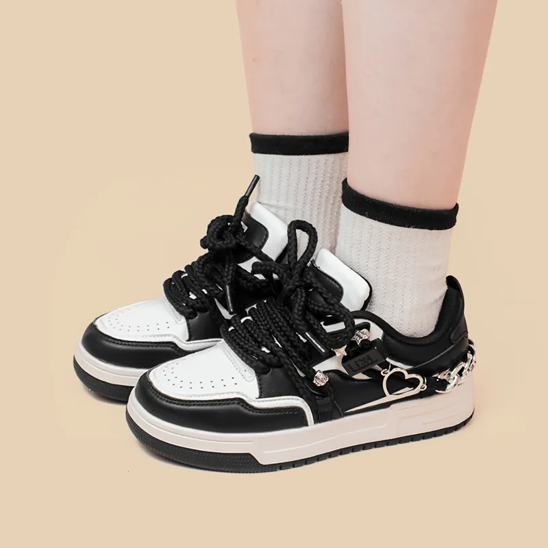 Designer Sneakers 2024 Handcrafted Flat Casual Trainers for Women and Girls