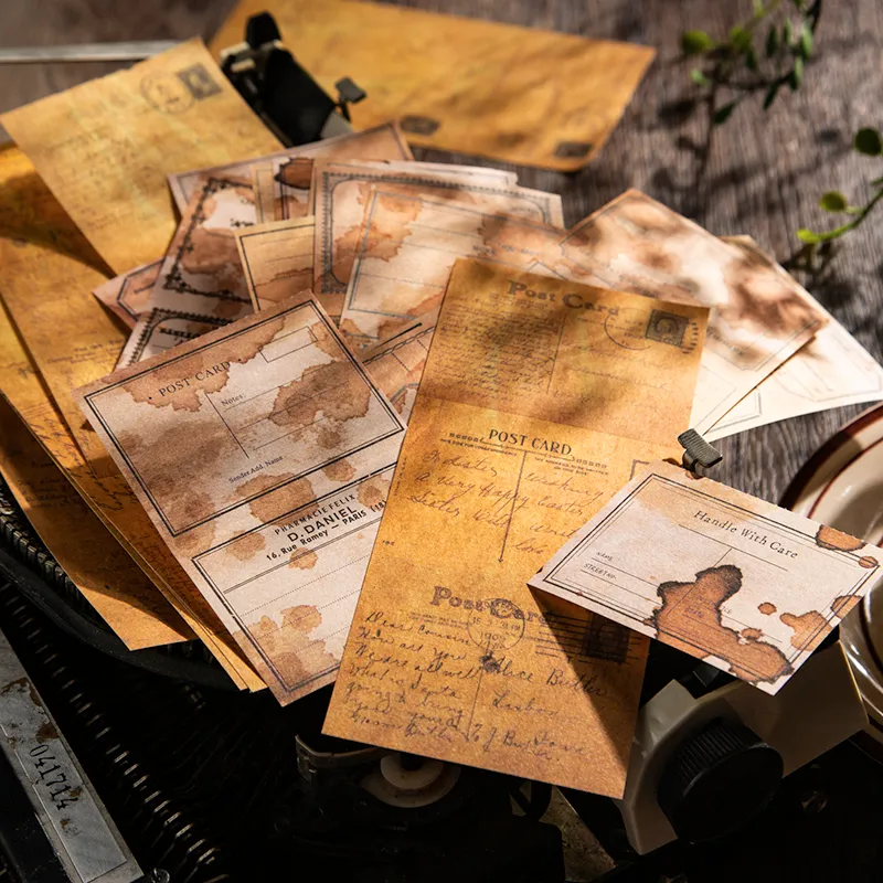 アンティーク雑貨 +09 Amazon.com: 300PCS Vintage Scrapbooking Supplies Scrapbook
