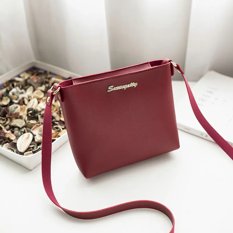 AIMATU Small Crossbody Bag For Women - Quilted PU Leather Shoulder Purse, Lightweight & Functional Everyday Bag