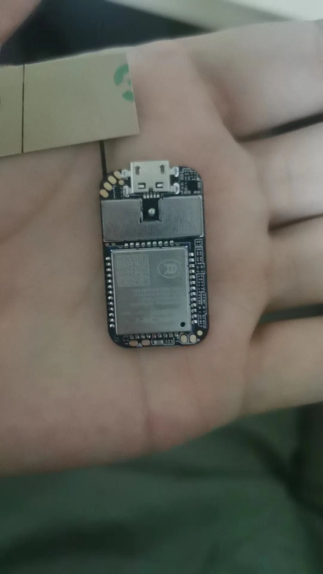 DHgate.com:Mini GPS Tracker ZX905 2G+4G LTE Cat-1 Tracking