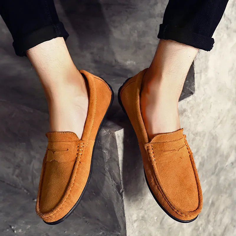 Wholesale Large Size Suede Leather Mens Casual Loafers Slip  display picture 1
