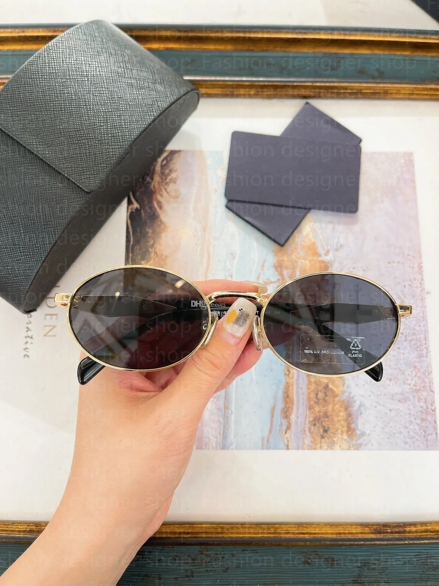 Polarized Oval Sunglasses with UV400 Protection, Plastic Frame Stylish Vintage Oval Glasses, Small Frame Design, UV400  main image 3