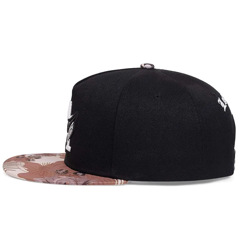 ☆送料・関税込☆INSTANTFUNK★Heart-needlework baseball cap★ ililily Premium Koi Fish Embroidery Baseball Cap Structured