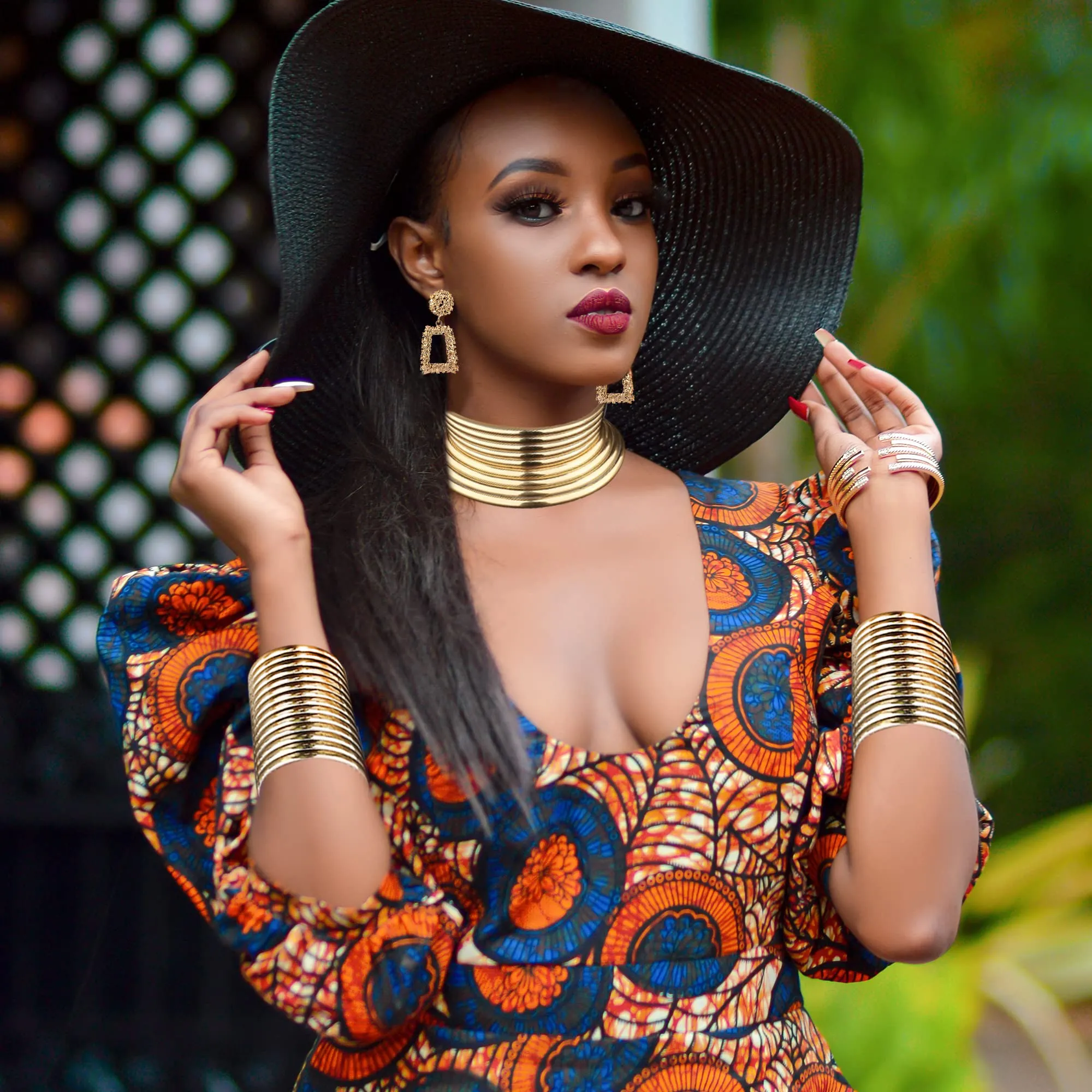 Save Big on Bulk Choker And Long Necklace Set Choker Necklaces For Women:  Vintage Statement Necklace Set, Gold Tone, Leather Long Pendant, African