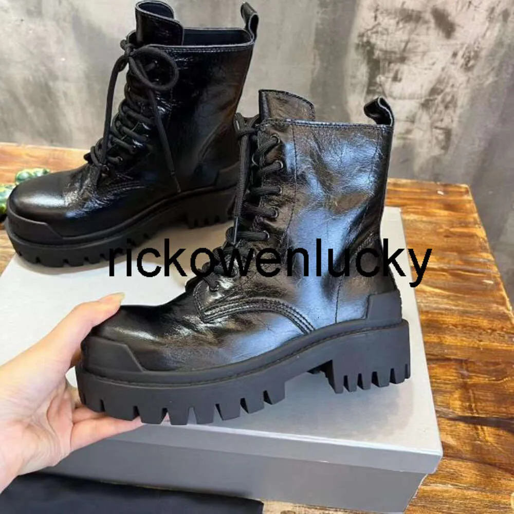 DHgate.com:balencigaa Paris Men designer Women Bulldozer DHgate.com:balencigaa Paris Men designer Women Bulldozer