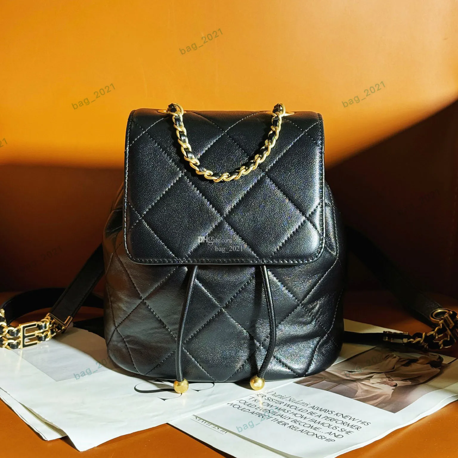 24S Top Designer Womens Backpack Matelasse Chain Mini Backpack Classic Fashion Diamond Check Clamshell Hardware Metal C Buckle Cross Body Shoulder