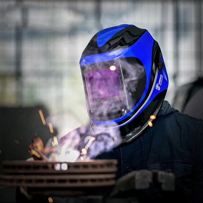 DEKO MZ232 Auto Darkening Welding Helmet with Wide 98 × 80 mm Lens