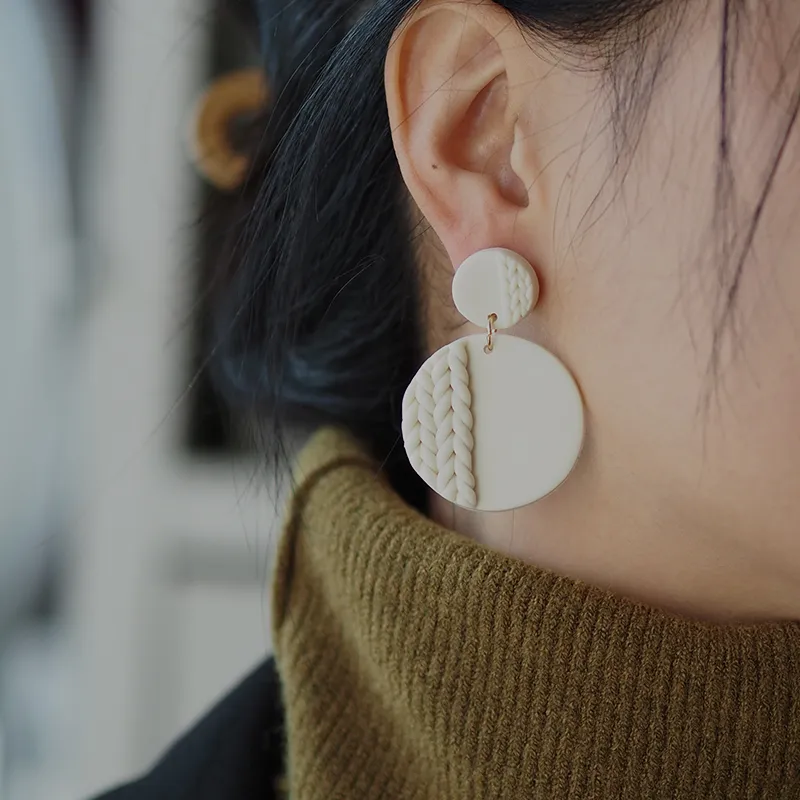 White Speckled Polymer Clay Jessie In White Granite ClayThings