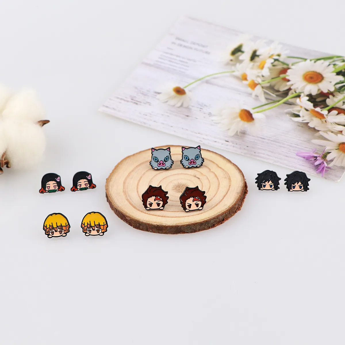 OSUWLSI Orecchini Anime Cosplay - Stud In Lega Con Design Cartoon Per Appassionati - Foto 12