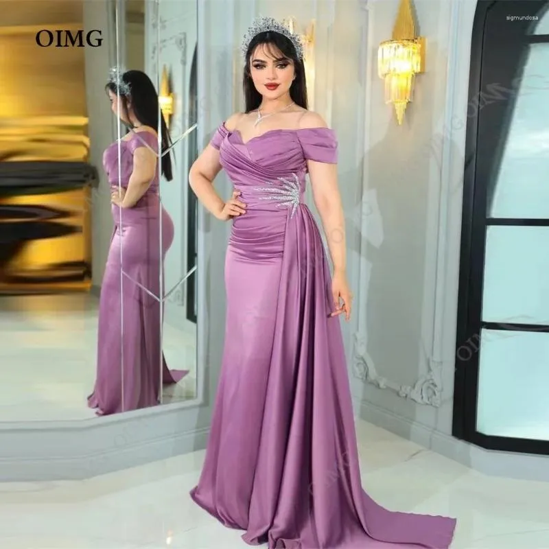 green emerald velvet dress Empire-Waist Long La Femme Plus Prom Dress main image 1