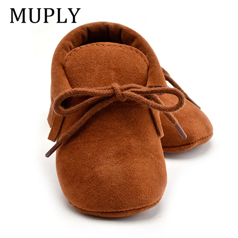 Soft PU Suede Leather Moccasins For Newborn Baby Boys And Girls Non Slip Soft Soled Crib Baby Walking Shoes With Bebe Fringe From Homepro14 10.1 DHgate.Com