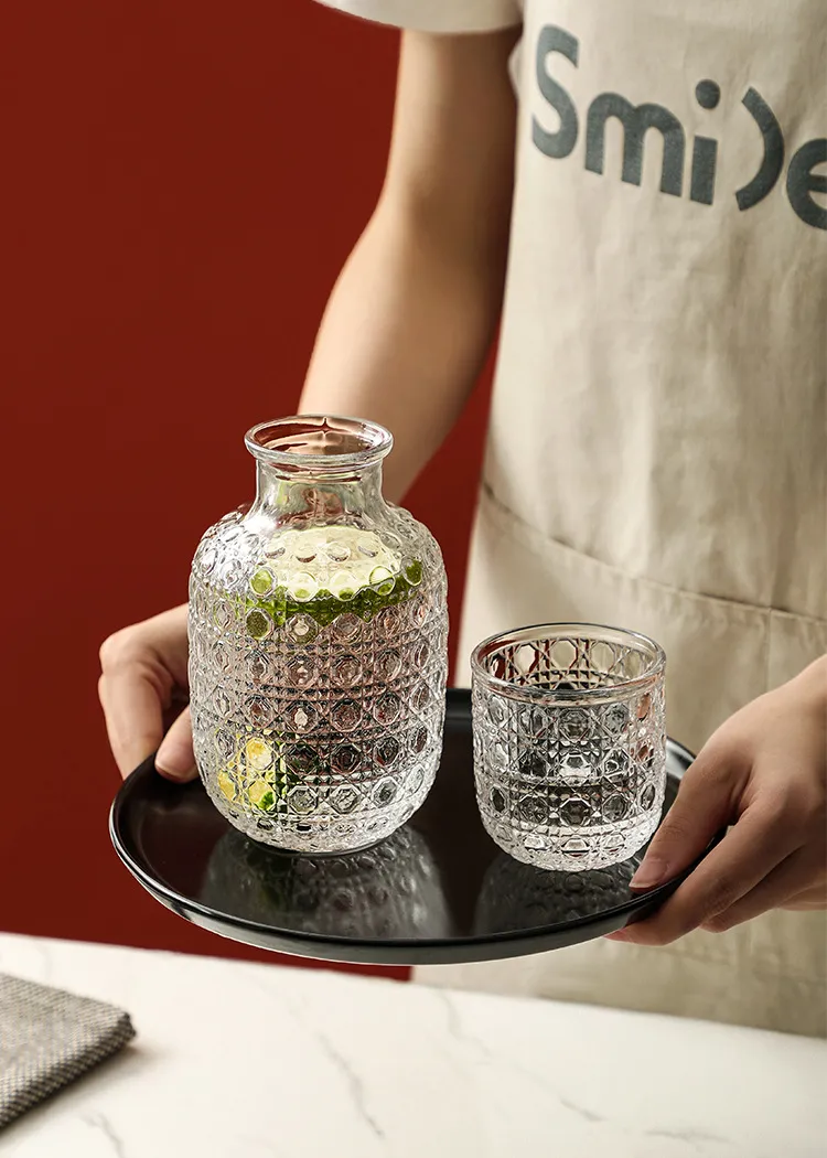 Glass Water Carafe Buying Guide: For Bedside, Home & Travel