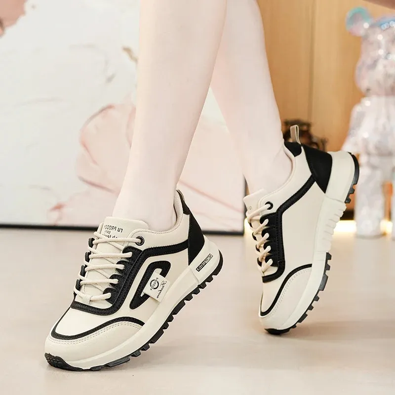 Girls Soft-Sole Anti-Slip Sneakers: Stylish Durable Fall Shoes