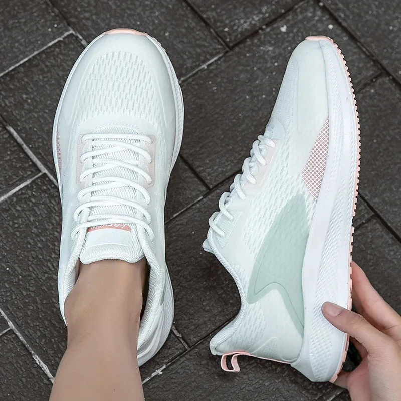 womens shock absorbing running shoes