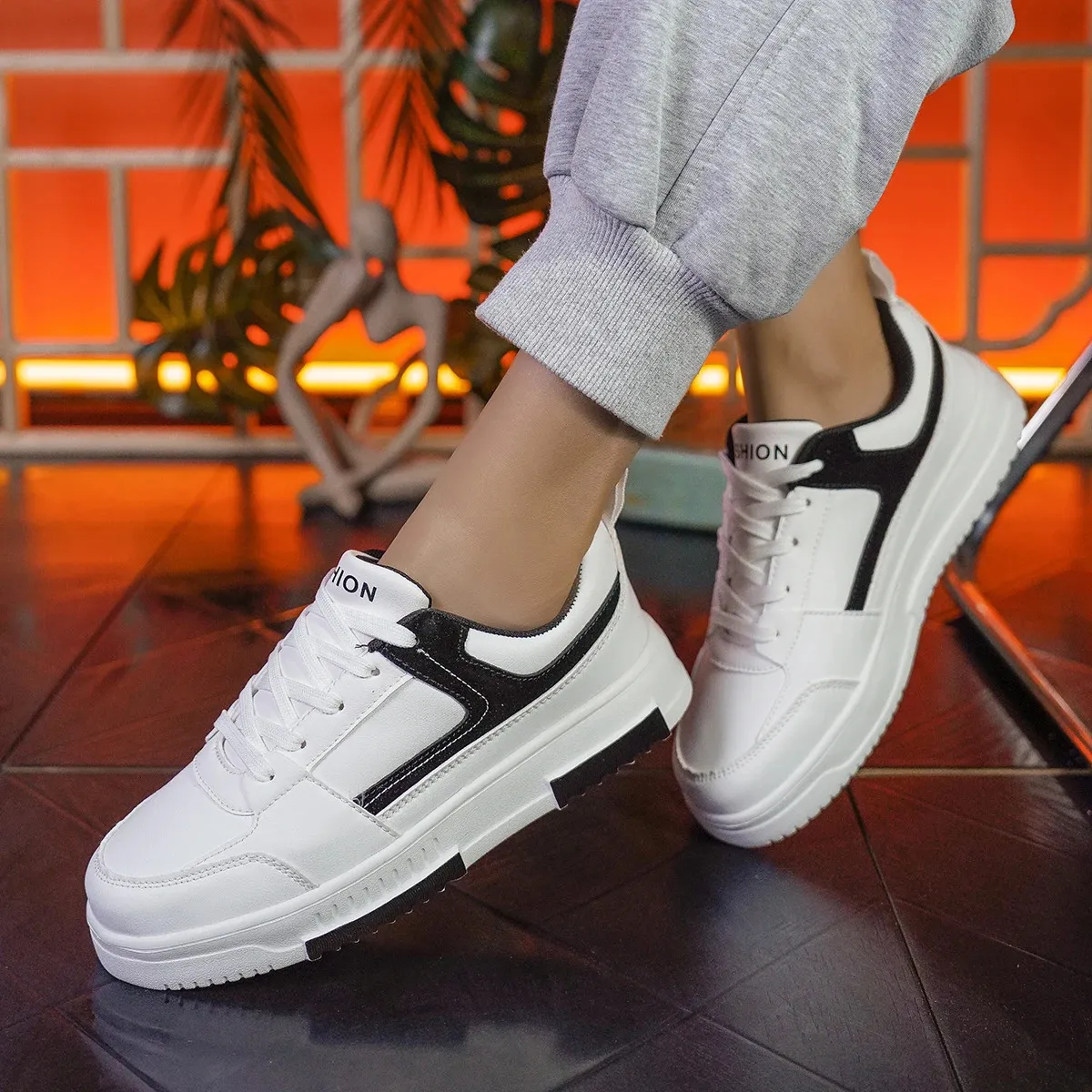 ?Men\'s White Spandex Low Top Quick Dry Comfortable Lace up Shoes Men main image 2
