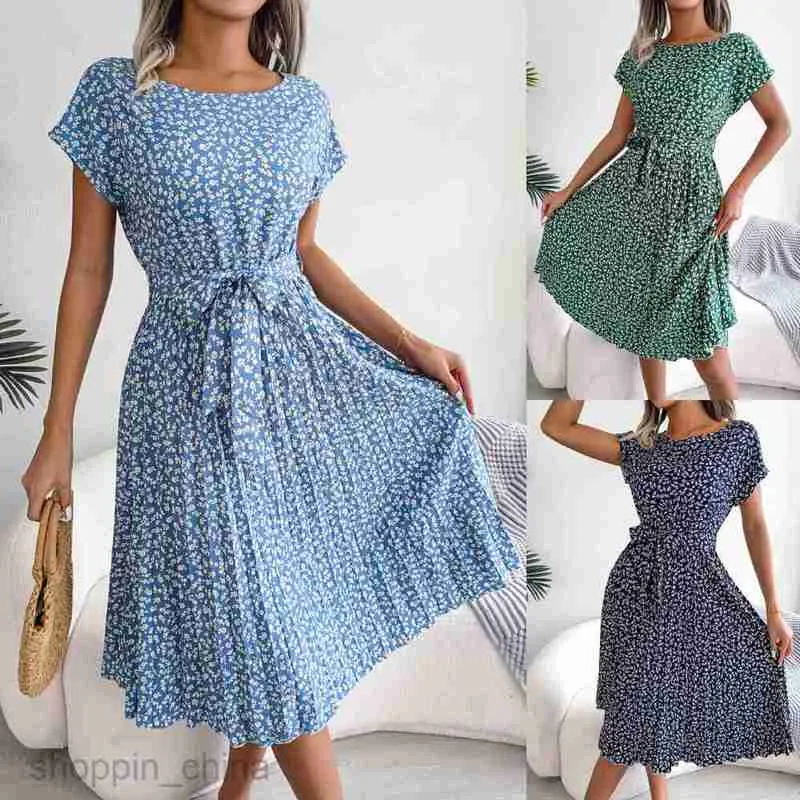 Floral Print Short Sleeve Smocked Midi Dress with Hem Pleated Skirt - Perfect for Spring and Summer Fashion