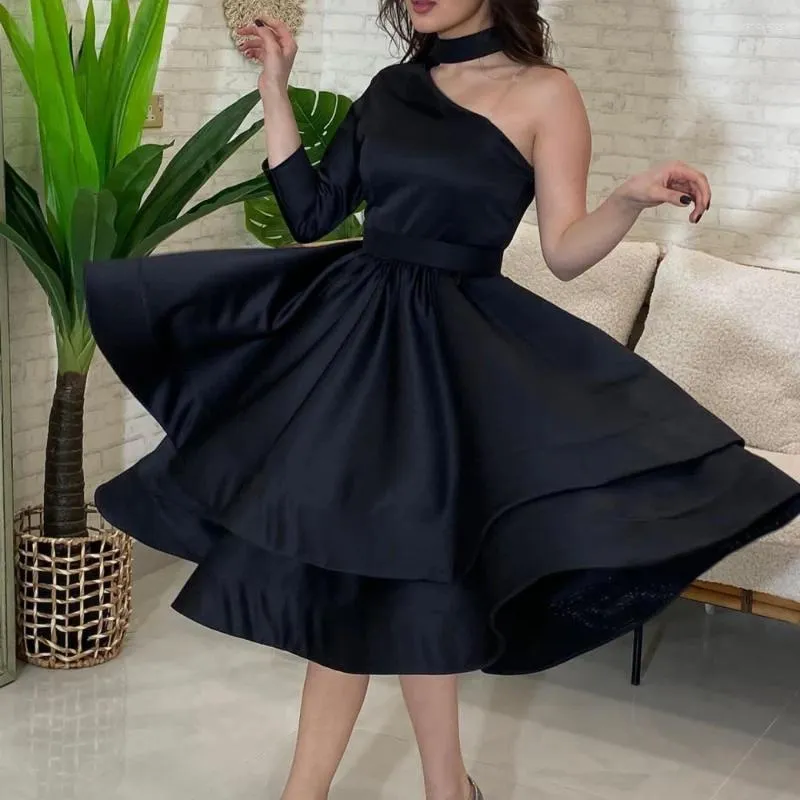 Party Dresses Florine Strapless Black Lace Cocktail Club One Shoulder Evening Prom Dress Women from Dhgate Urban Sexy Dresses - price 121.18 Party Dresses Florine Strapless Black Lace Cocktail Club One Shoulder Evening Prom Dress Women from Dhgate Urban Sexy Dresses - price 121.18