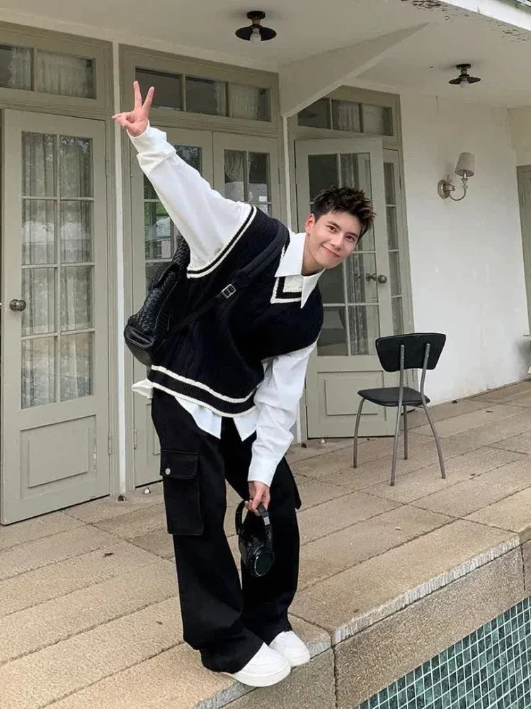 Vintage Vest Outfit Men Aesthetic Korean Outfits Men Sweater Vest