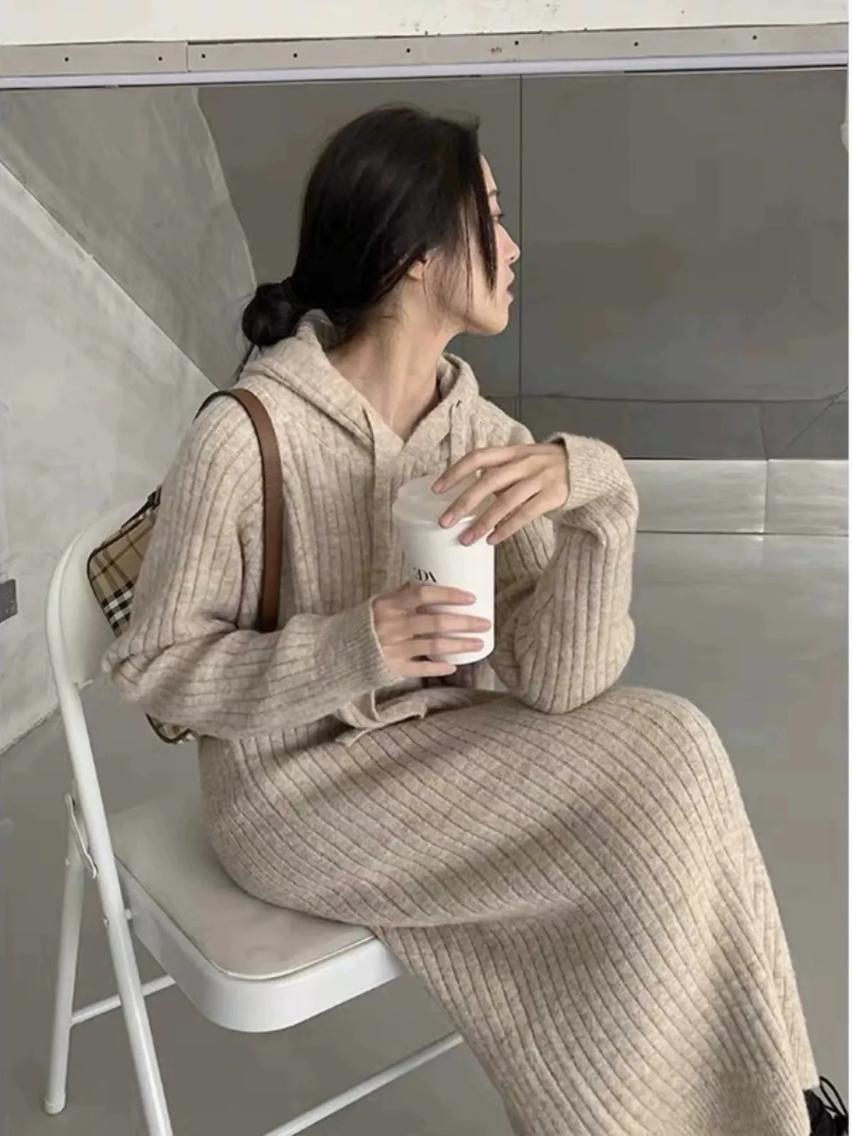 ddmymarket Hooded Cashmere Knit Sweater Dress - Mid-Length Loose Wool Hoodie for Women - Straight Fit Temperament Base Shirt ddmymarket Hooded Cashmere Knit Sweater Dress - Mid-Length Loose Wool Hoodie for Women - Straight Fit Temperament Base Shirt