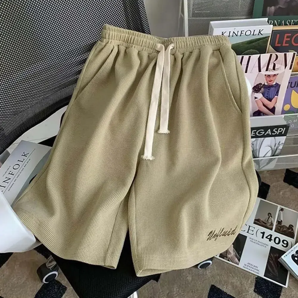 Combinaison de sport gaufrée unisexe été hommes ample à manches courtes t-shirt short jogging tenue deux pièces ensemble lettre imprimé décontracté_voghion.com