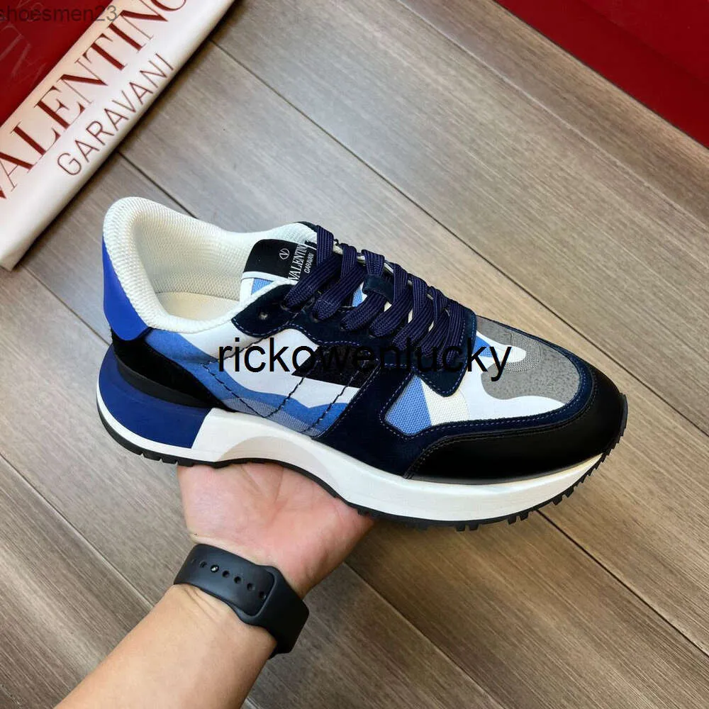 Classy sport shoes sale