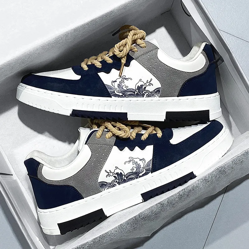 Spring's Versatile Canvas Low-Tops: Casual Comfort, Sports-Ready Style