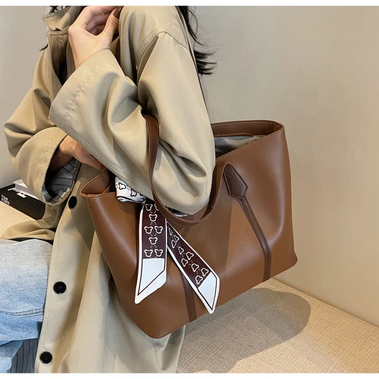 DHgate.com:Womens Premium Shoulder Bag: Versatile Fashion