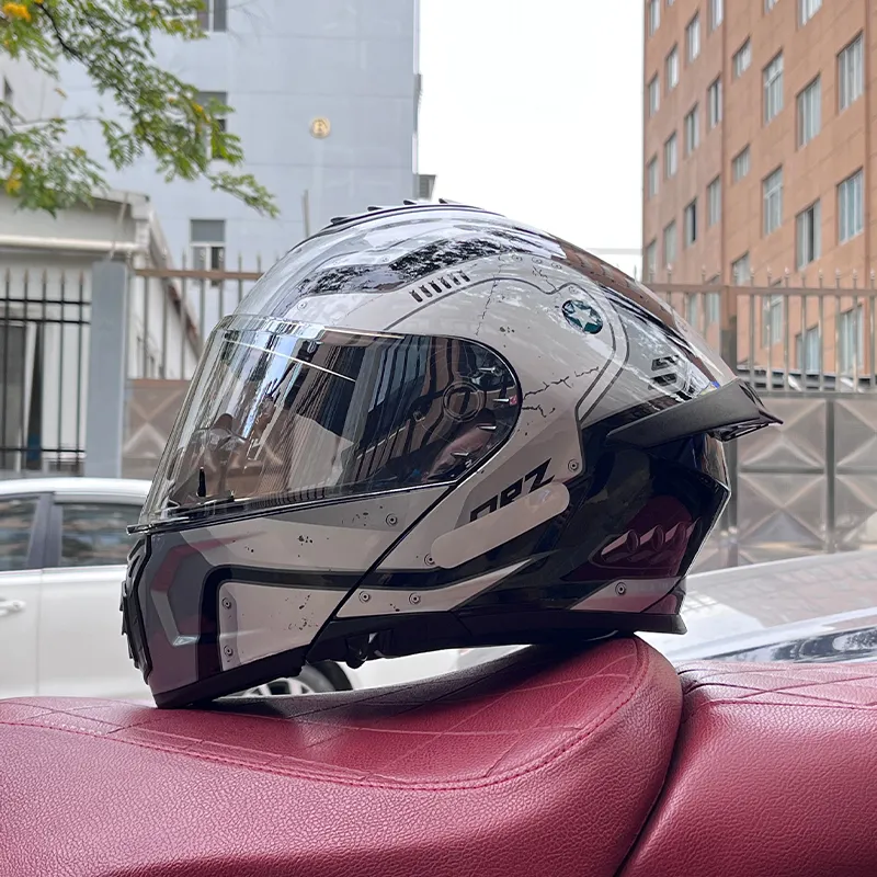 ORZ Helmet Guide: Flip-Up, ABS Shell & DOT Certified