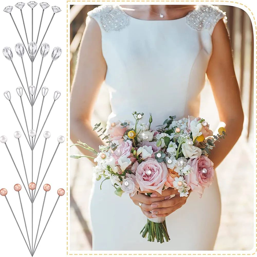 Perlas Artificiales En El Interior De La Concha De Ostras. Colores Y Tamaño  Diferentes De Las Perlas. Aislado En Un Fondo Rosa Foto de archivo - Imagen  de ostra, joya: 208927044, image size:1000x1000