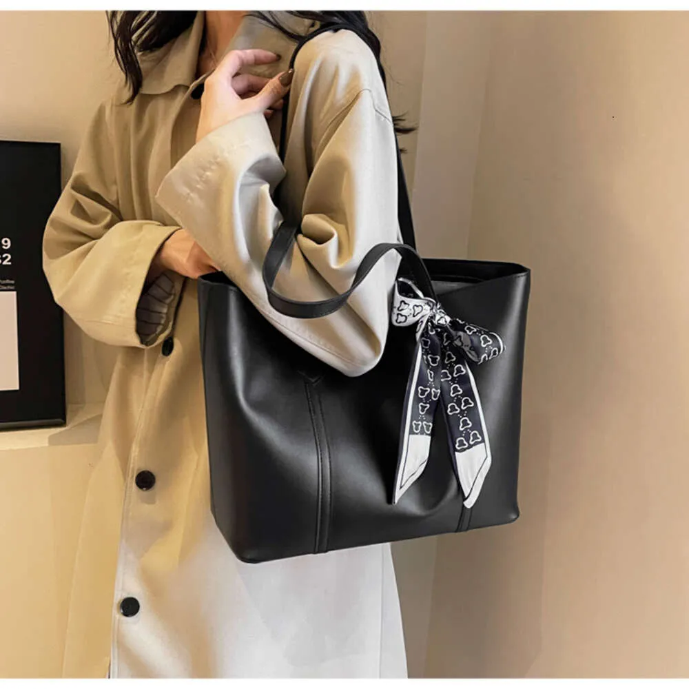 DHgate.com:Womens Premium Shoulder Bag: Versatile Fashion DHgate.com:Womens Premium Shoulder Bag: Versatile Fashion