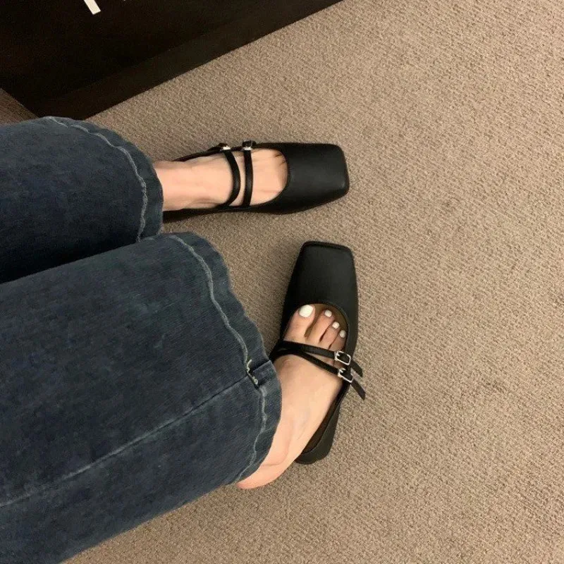 Scarpe basse da donna Mary Jane con punta quadrata, suola morbida, casual, comode, stile ballerina, per la primavera, modello 240629_voghion.com