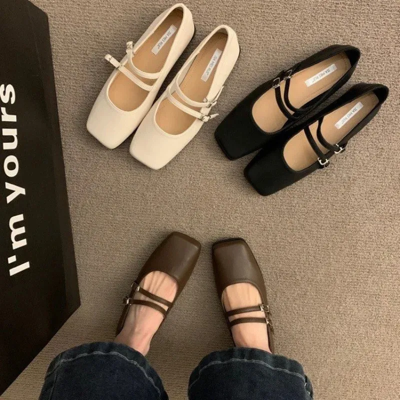 Scarpe basse da donna Mary Jane con punta quadrata, suola morbida, casual, comode, stile ballerina, per la primavera, modello 240629_voghion.com