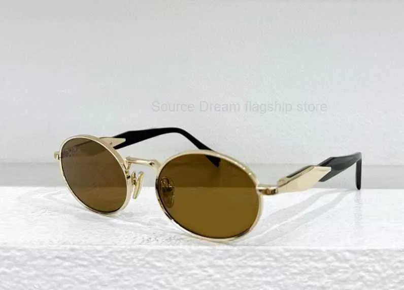 Vintage Round Polarized Sunglasses - Classic Retro Shades  display picture 1