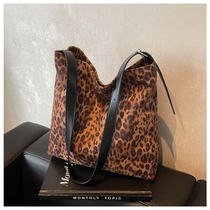 バッグ russet 2way Shoulder Bag Leather Leopard Leopard Crossbody Bag: Vintage Western Style, Limited