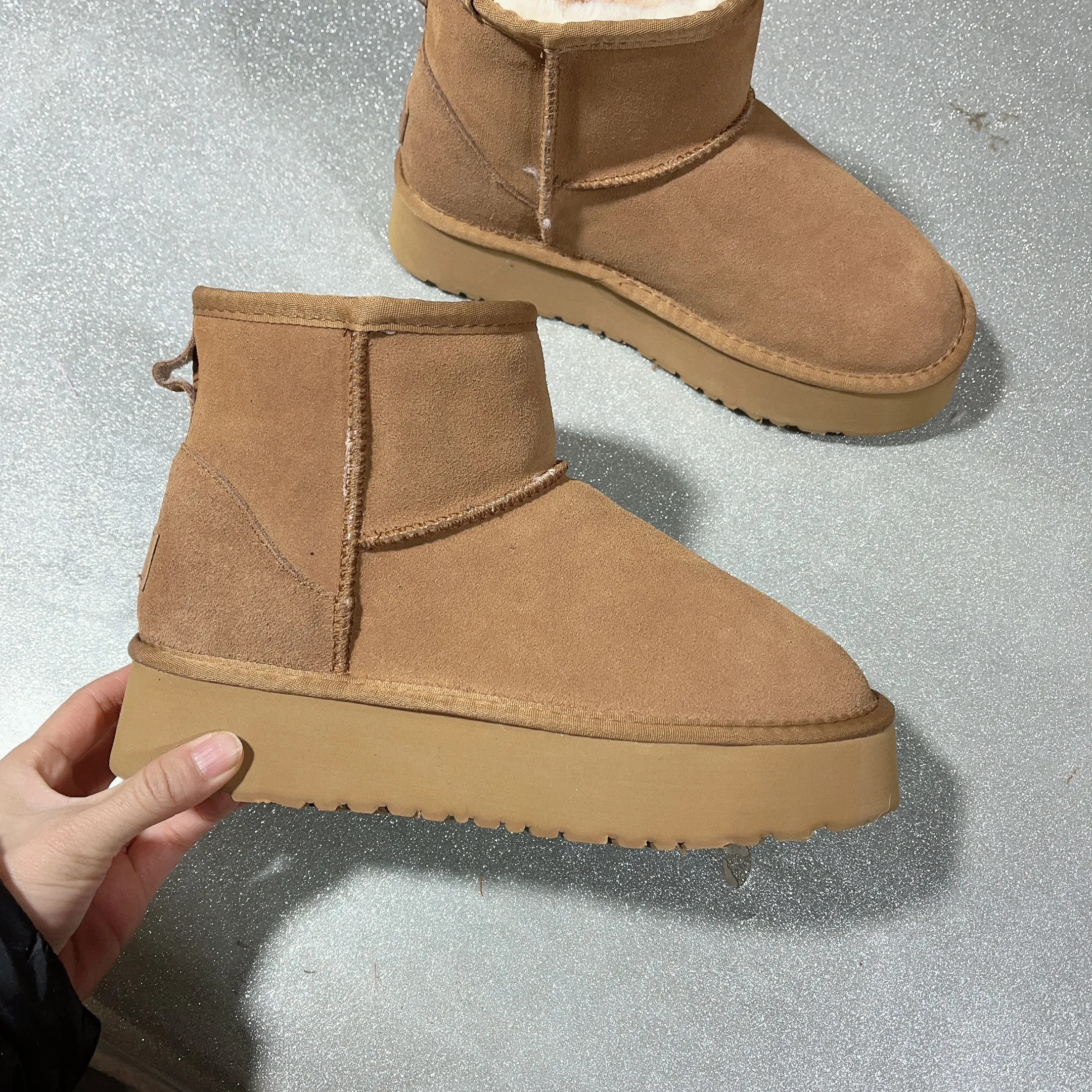 Ahorra a lo Grande en Compras al por Mayor de Botas De Invierno  Australianas Botas De Lujo Australianas Plataforma Para Mujeres Ultra Mini  Botas De