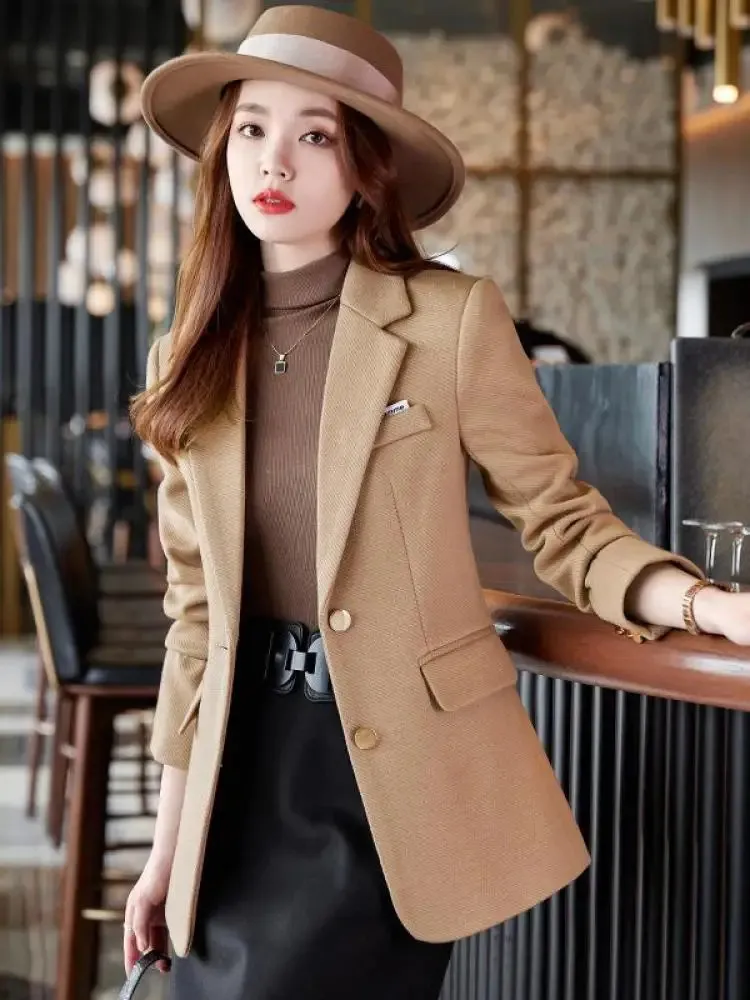 Elegant Wool Blazer Coat: Classic Single Breasted Style - Shop Now