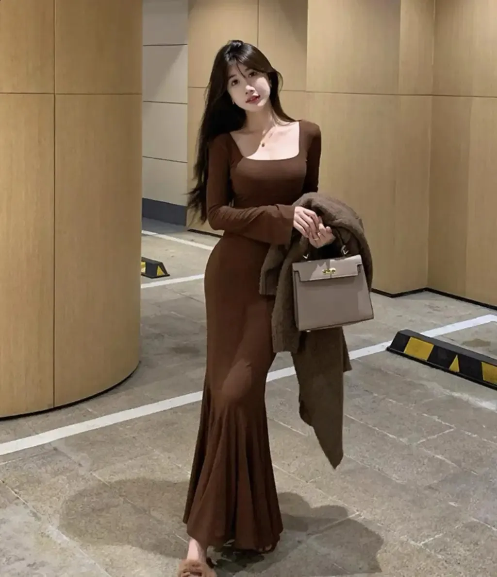Korean Style Slim Fit Mermaid Dress | Long Sleeve Square