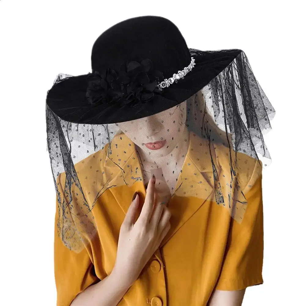 Elegant Womens Fedora Hat With Feather & Floral Detail  display picture 1