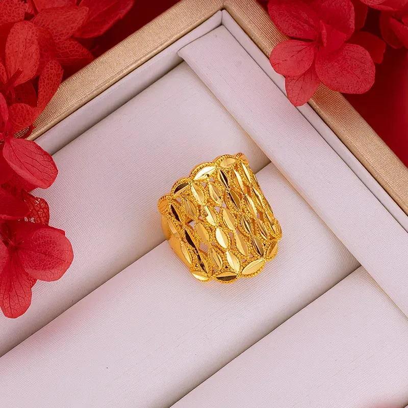 Flower Big Finger Rings Designs For Female 14K Gold Flower Ring