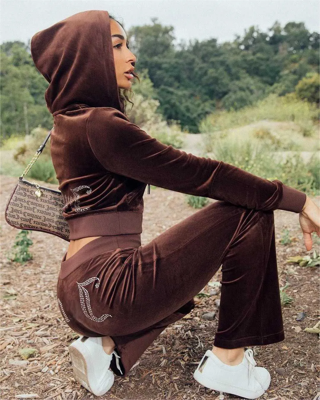 ややや　egonlab velvet tracksuit brown Velvet Tracksuit Rhinestone Letter Set | DHgate