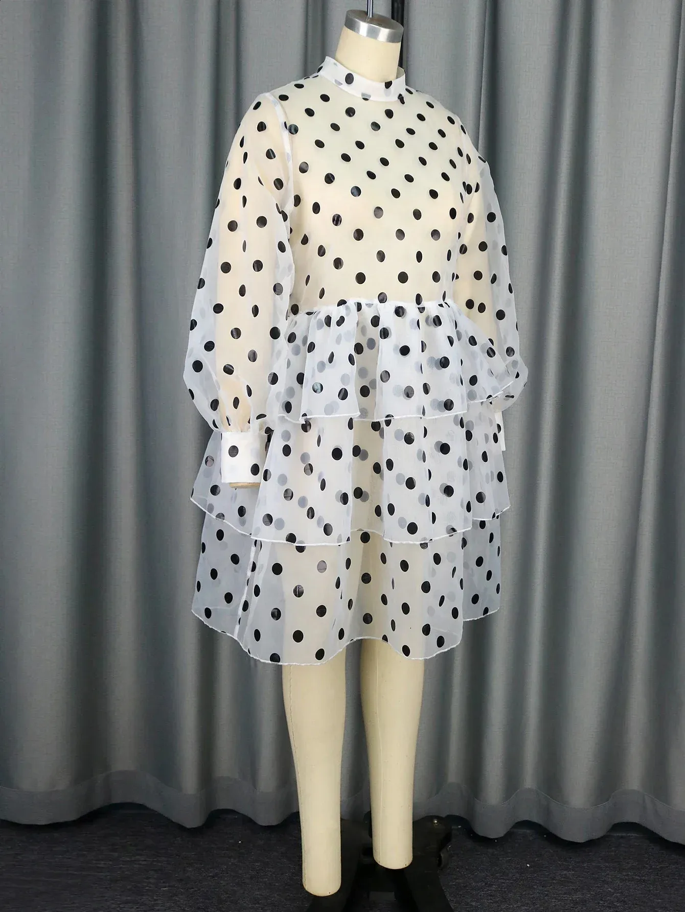 スカート PHYS Seamless Dot Pleated Cake Dress ce1ff8f5-2f18-4ac7-9c48-
