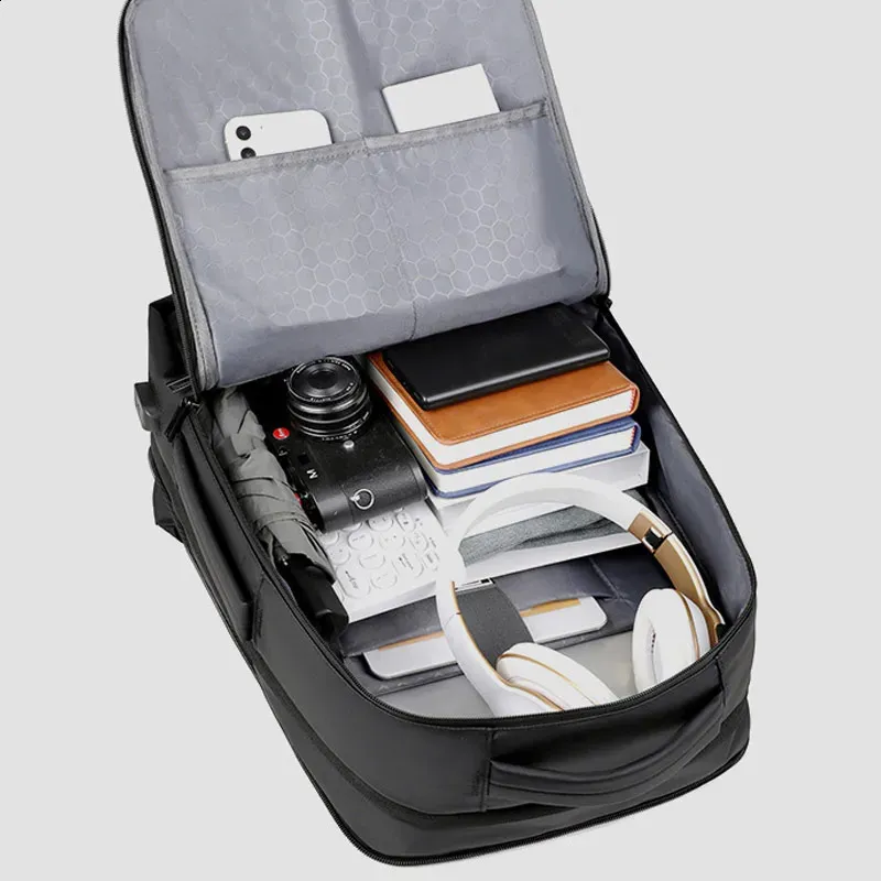 Leather Expandable Waterproof Polyester Laptop Backpack with Zipper Closure  for Business Travel 12 in from Dhgate Laptop Bags - price 100.32