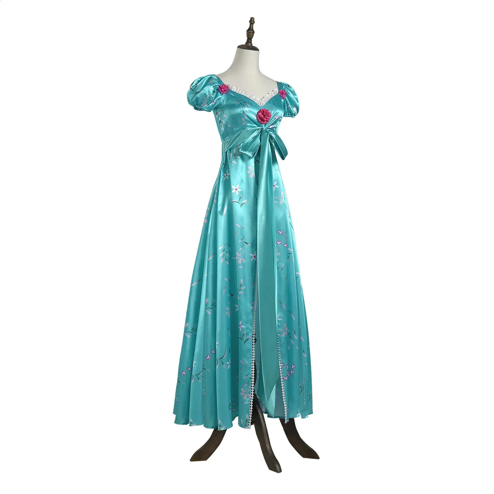men in princess dresses full length of bearded man with toy crown on head and princess dress costume smiling while posing on grey. Stock-foto