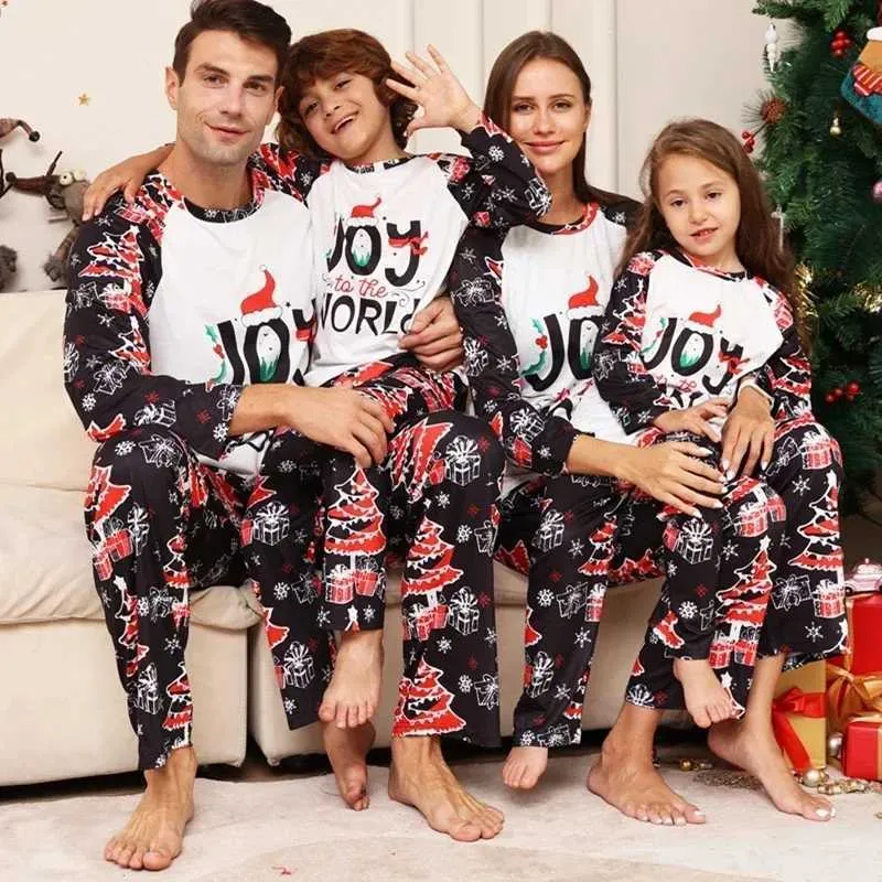 Matching Family Christmas Pajamas: Festive Holiday Sets for Adults ...