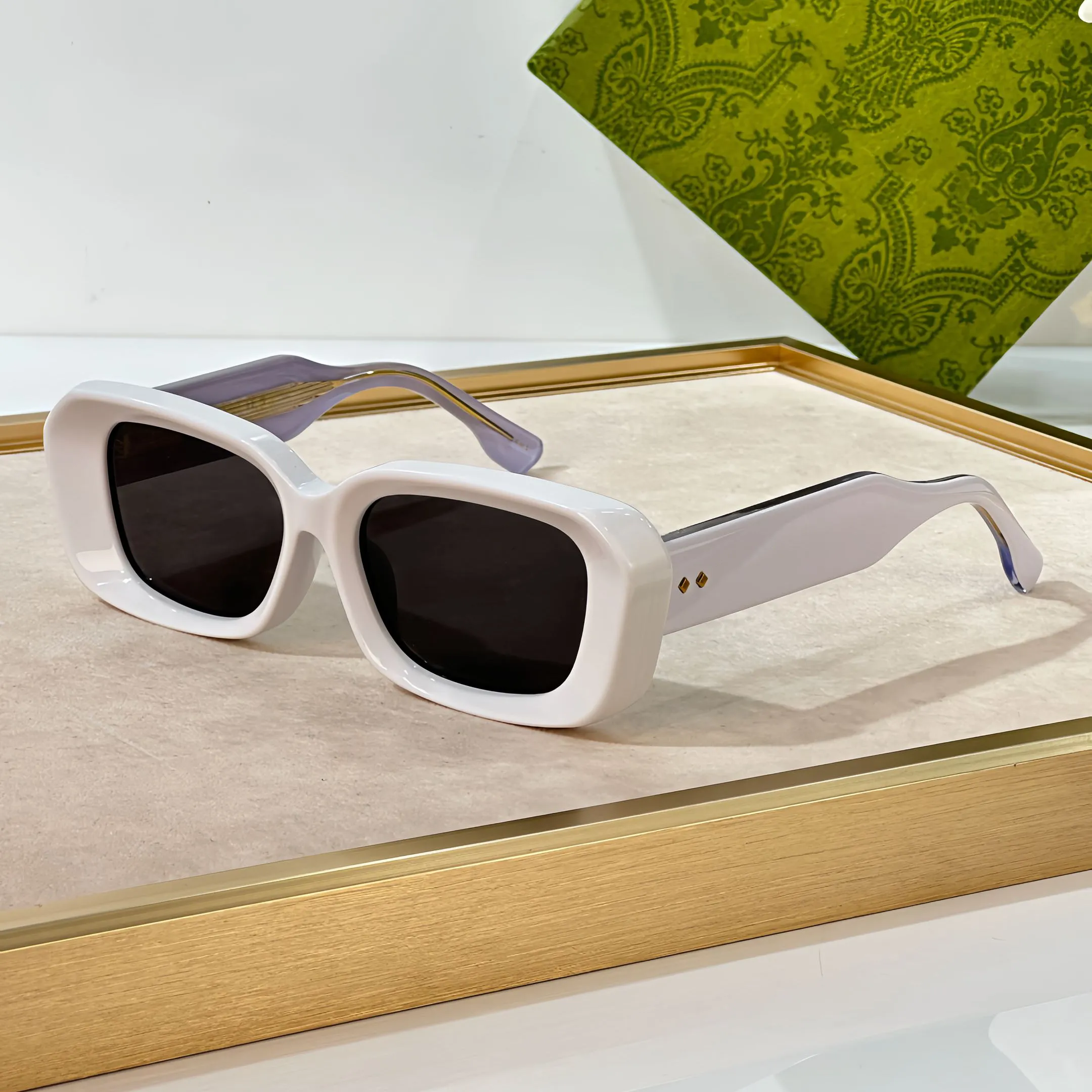 Square Acetate Full Frame Sunglasses for Men and Women with 