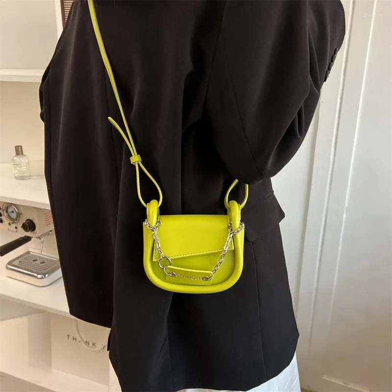 Designer Green PU Shoulder Small Black Bag With Chain Tag