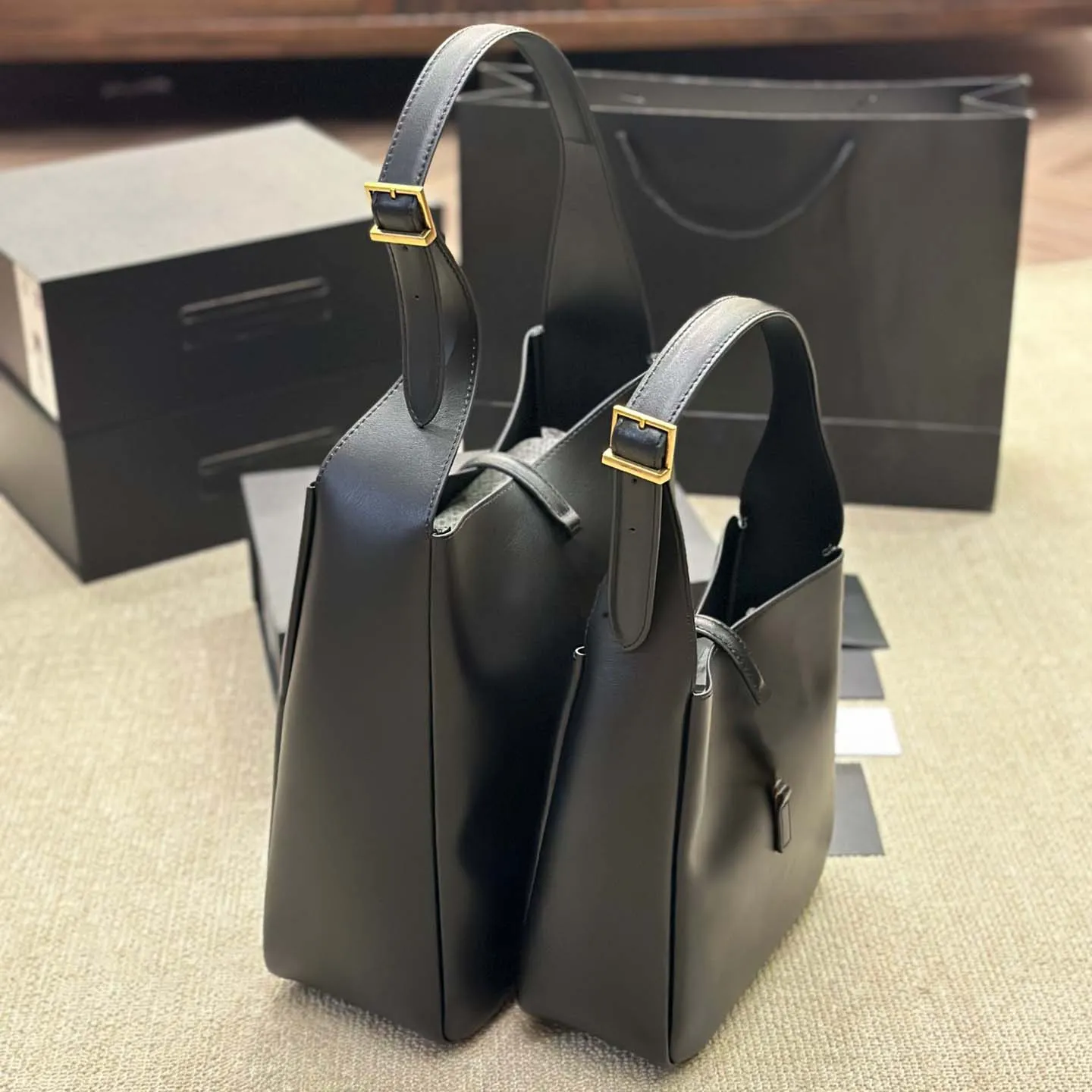 Designer Bag Bucket Bag Luxury Tote Bag High Quality Large Shoulder Bag Black Street Womens Totes Cross Body Handbag Shopping Lady School Bag Fashion Beach Bag From 21 34 DHgate