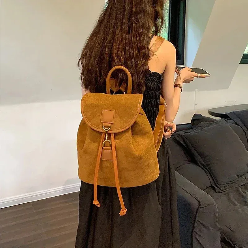 Velvet Backpack Handbag: Fashionable Women's Rucksack, Large Capacity ...