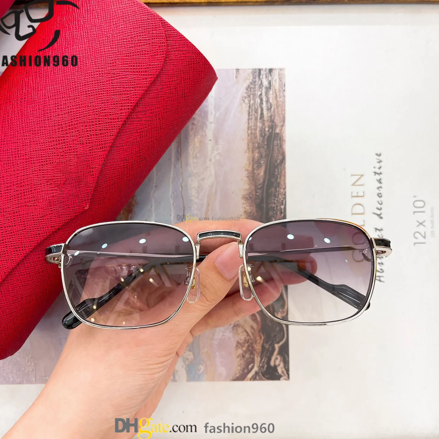 Gradient Metal Oval Sunglasses with UV400 Protection and 
